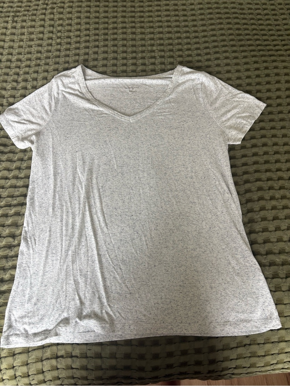 Merona Heather Light Gray V-Neck Short Sleeve Tee